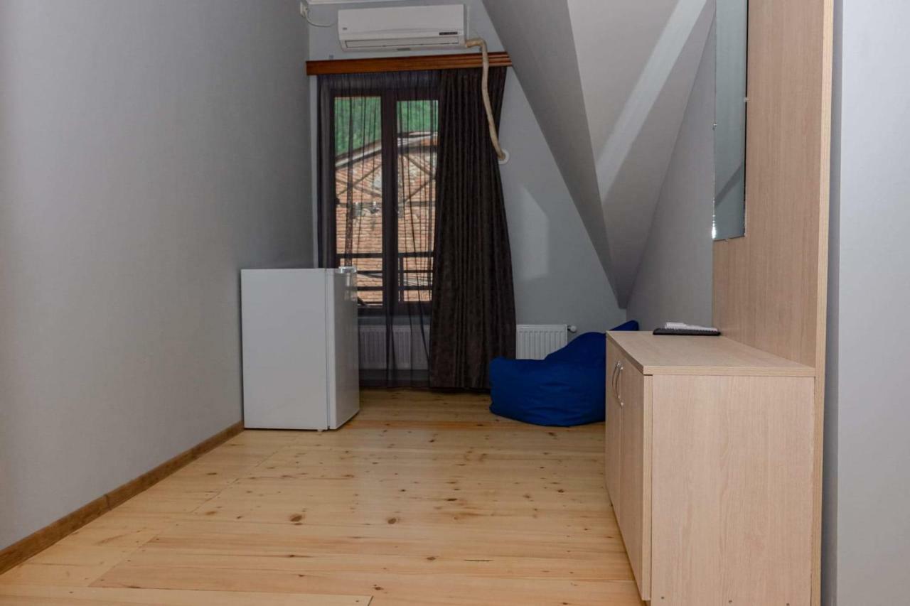 Shera Hotell Borjomi Exteriör bild